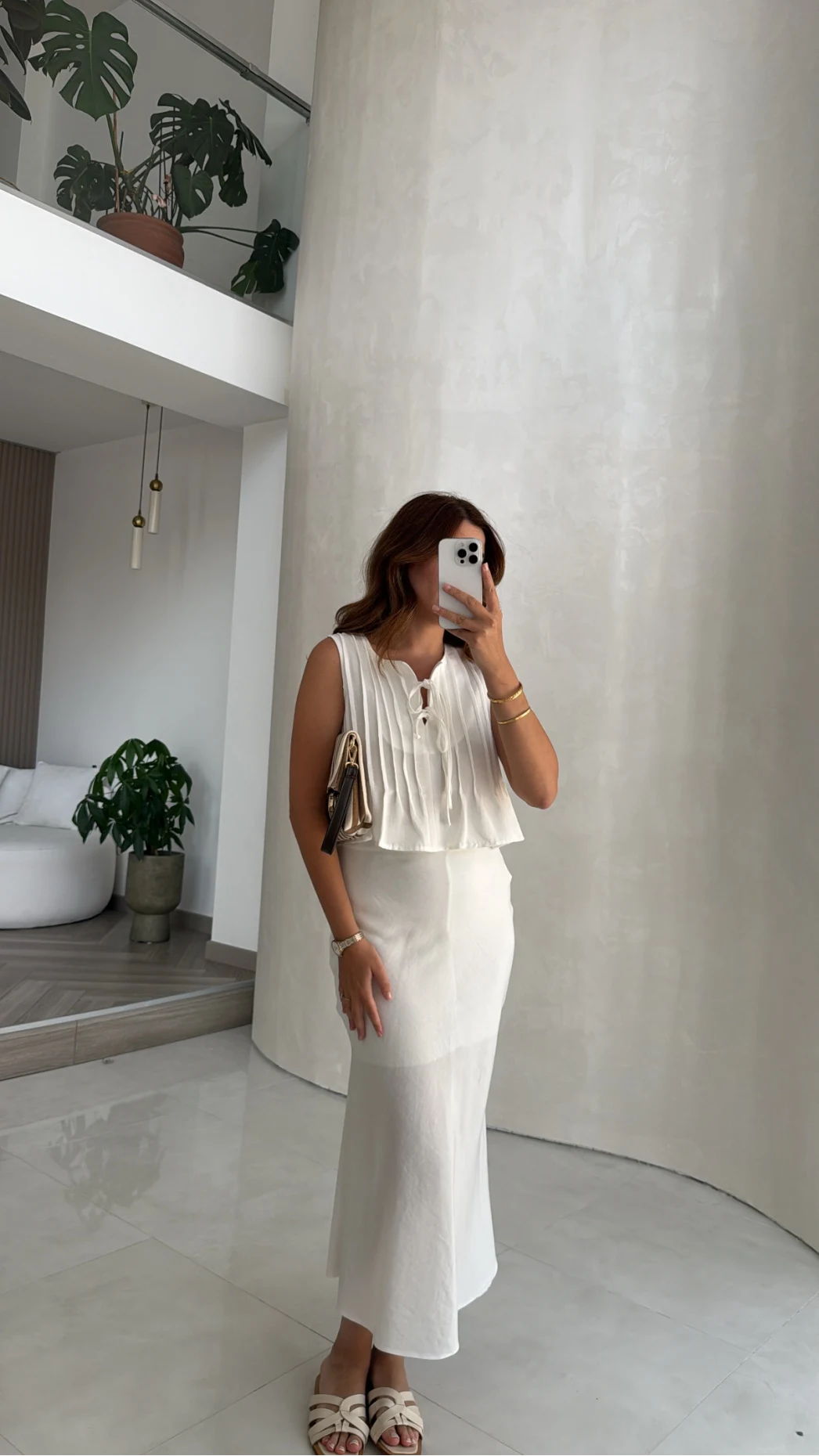 Pileli Bluz Etek Takım - Beyaz - Kod: 8490 8021