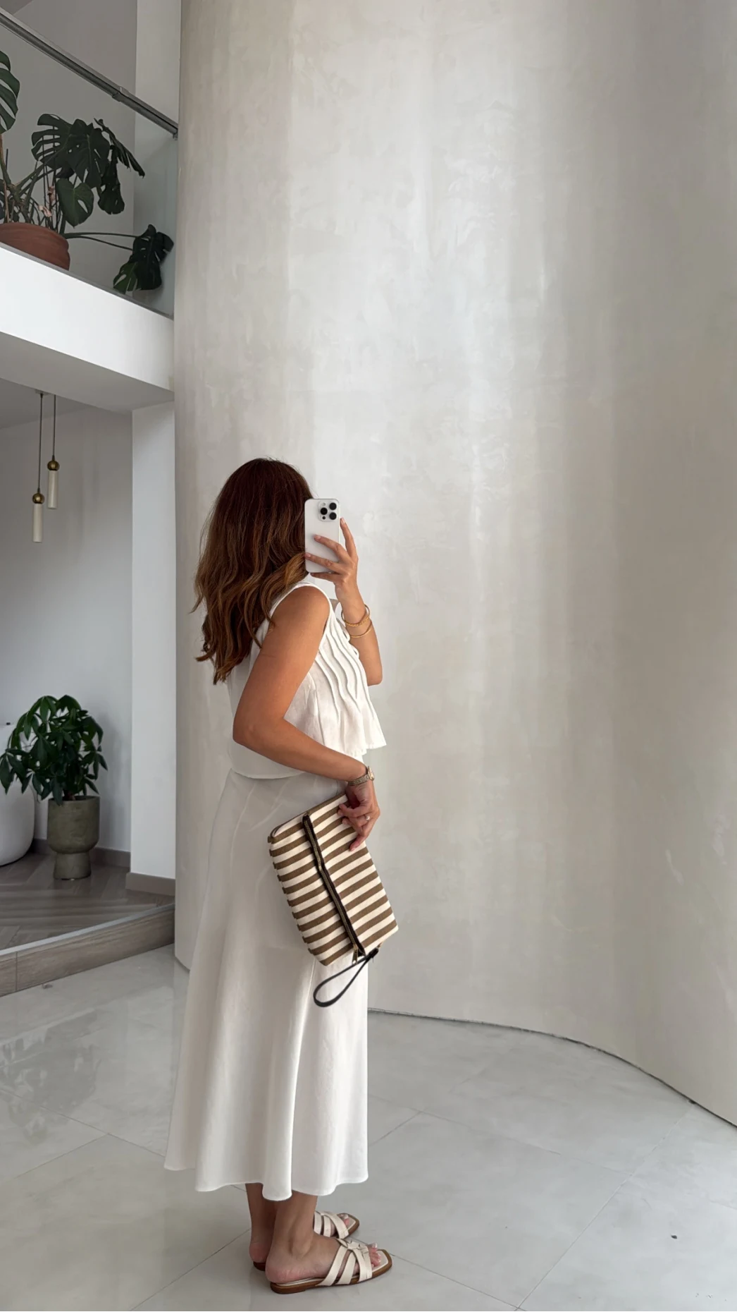 Pileli Bluz Etek Takım - Beyaz - Kod: 8490 8021