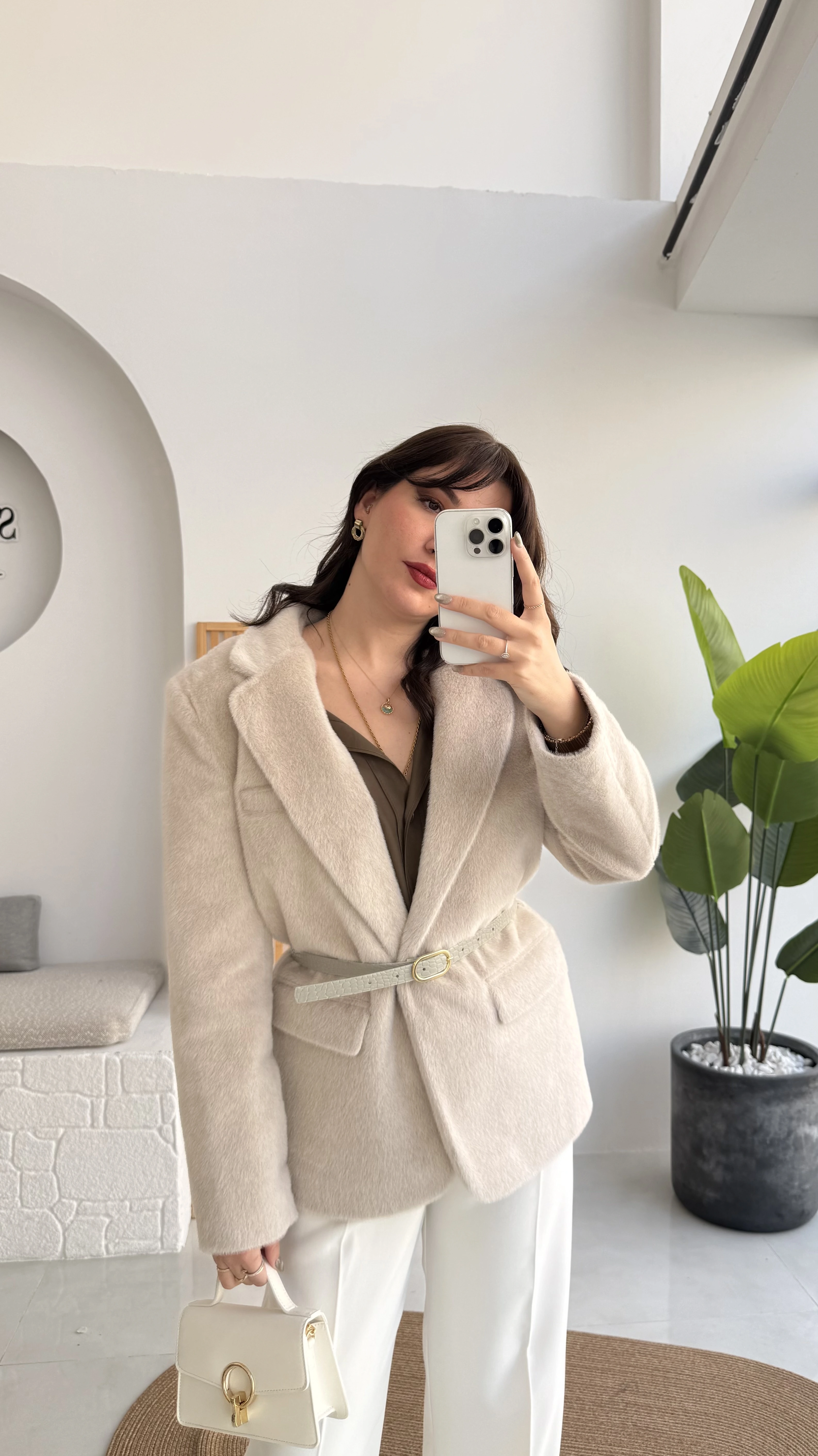 Premium Kemerli Vatkalı Peluş Ceket - Taş - Kod: 9490