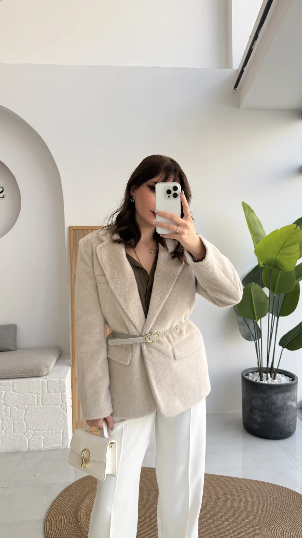 Premium Kemerli Vatkalı Peluş Ceket - Taş - Kod: 9490