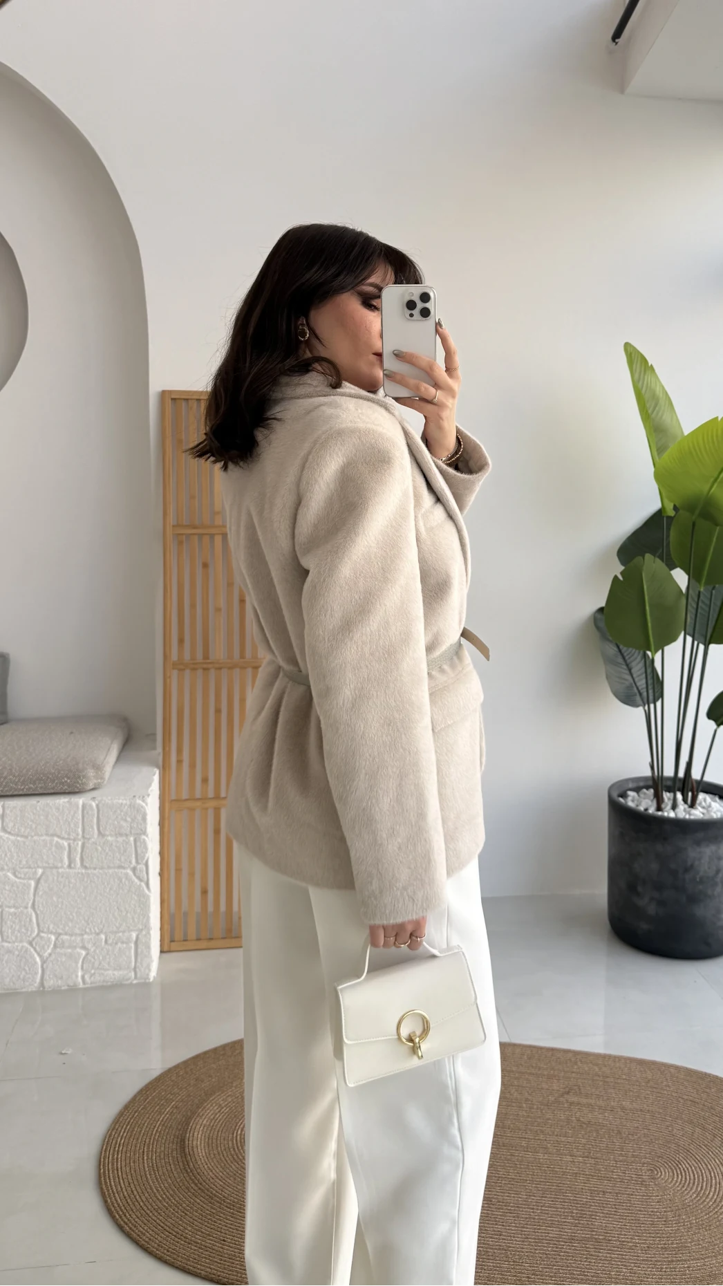 Premium Kemerli Vatkalı Peluş Ceket - Taş - Kod: 9490