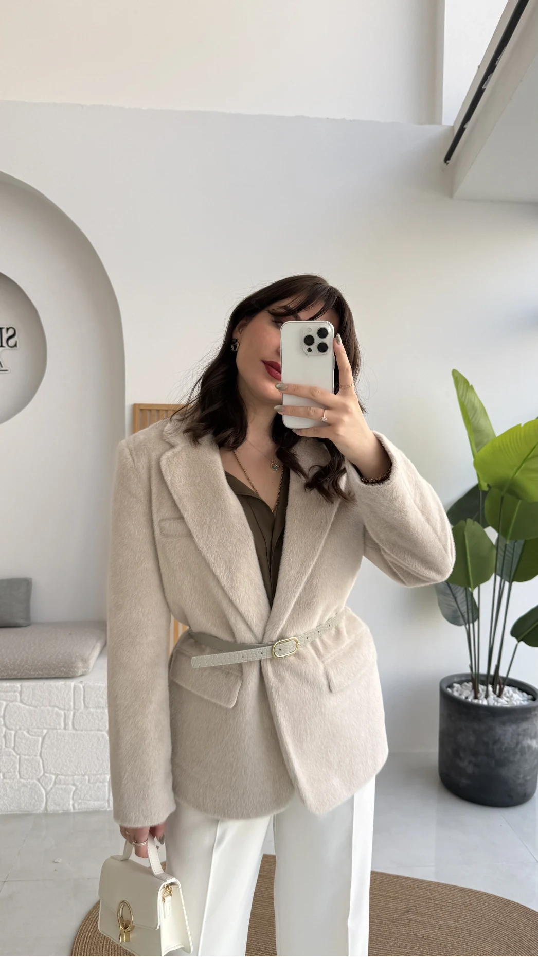 Premium Kemerli Vatkalı Peluş Ceket - Taş - Kod: 9490