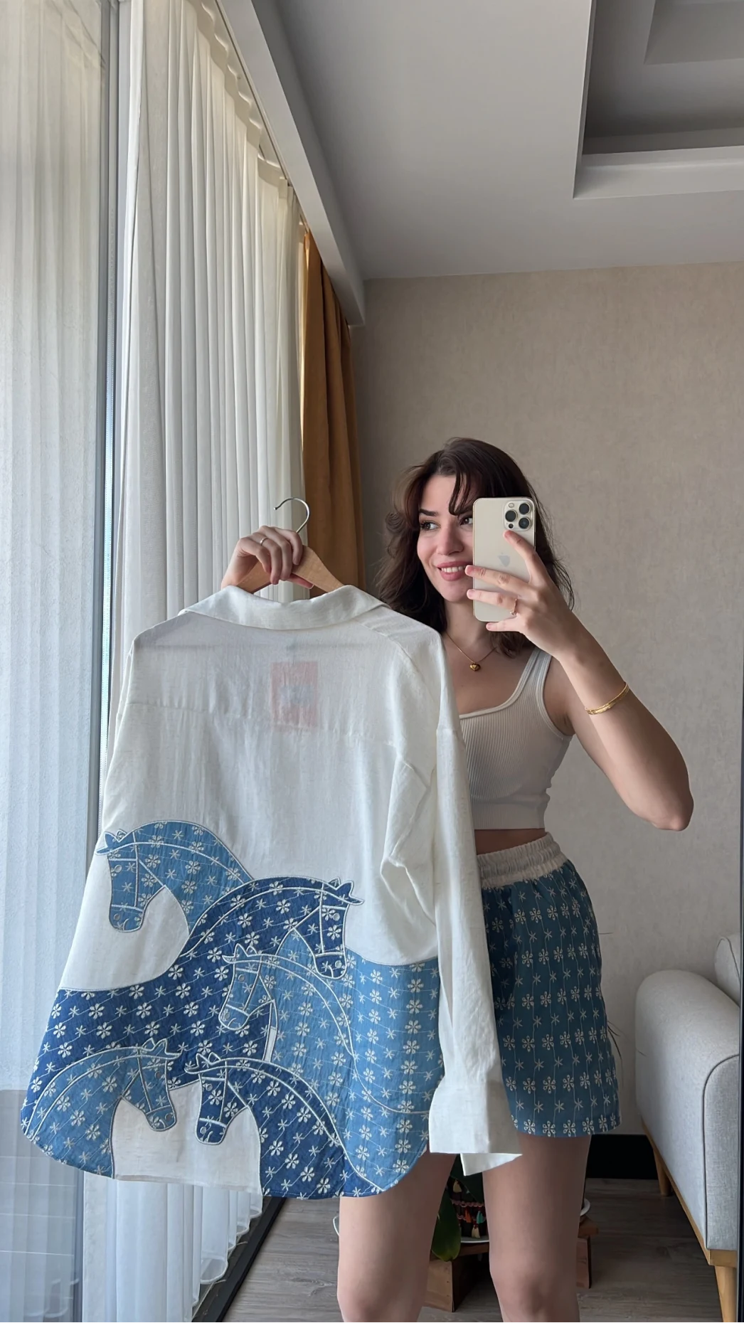 PREMİUM NAKIŞ DETAY GÖMLEK