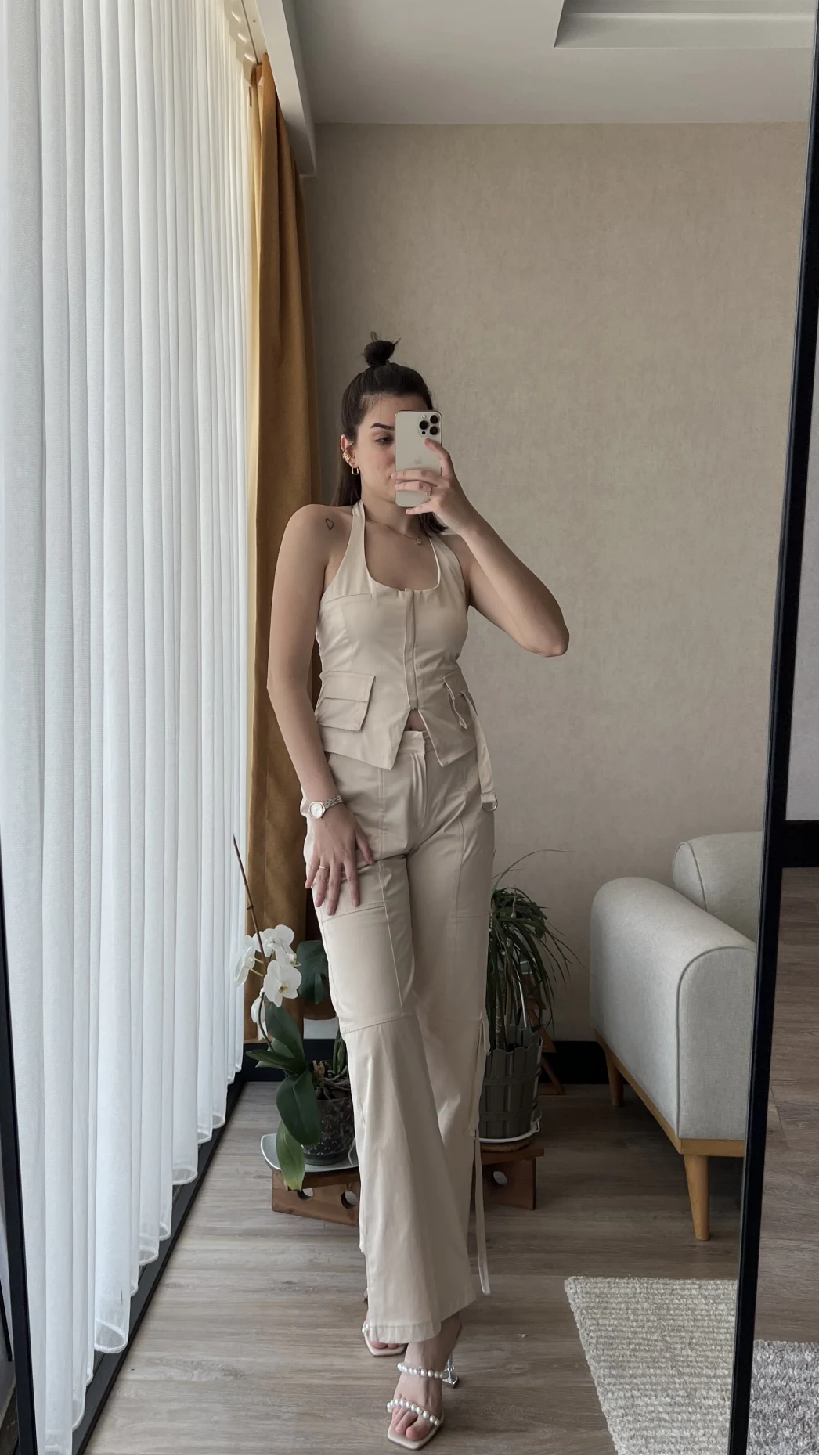 Premium Saten Yelekli Takım Krem Rengi