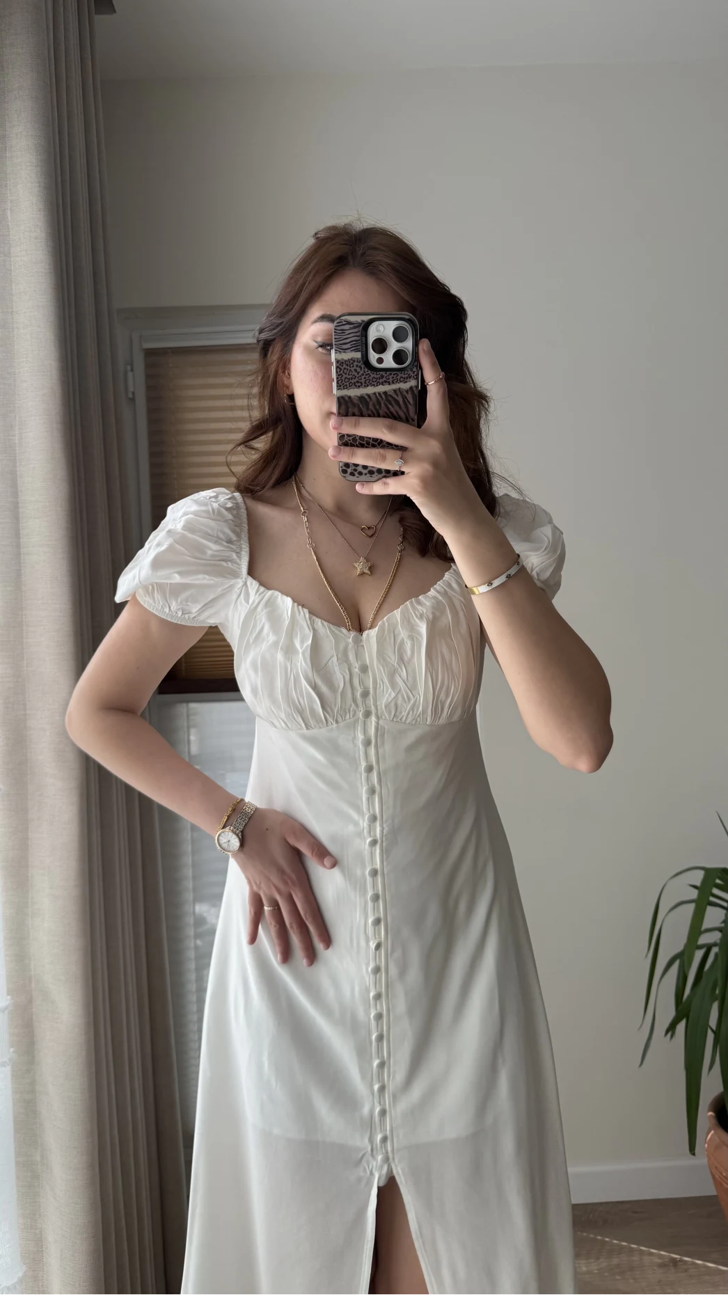 Prenses Yaka Beyaz Astarlı Elbise