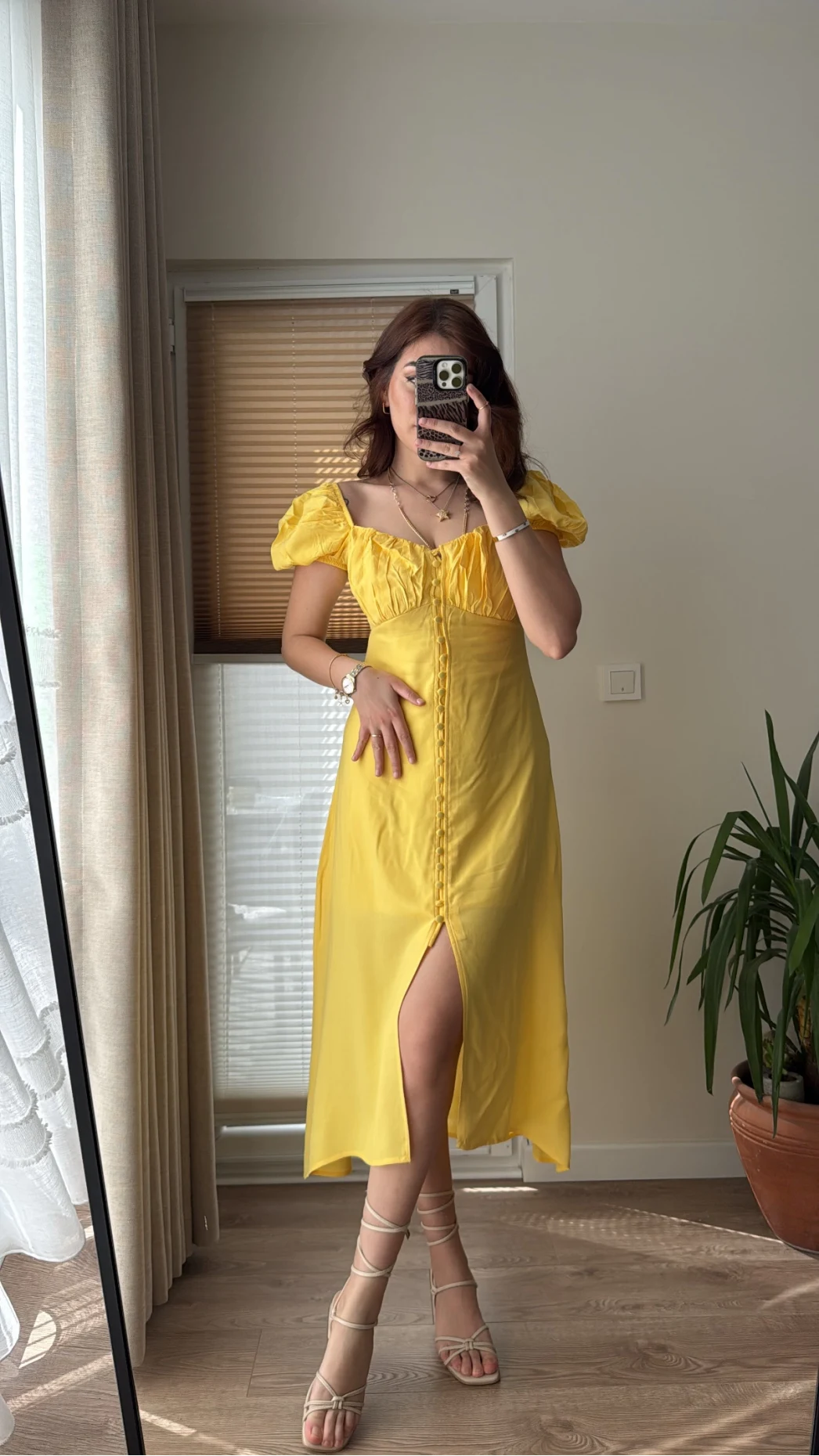 Prenses Yaka Sarı Astarlı Elbise