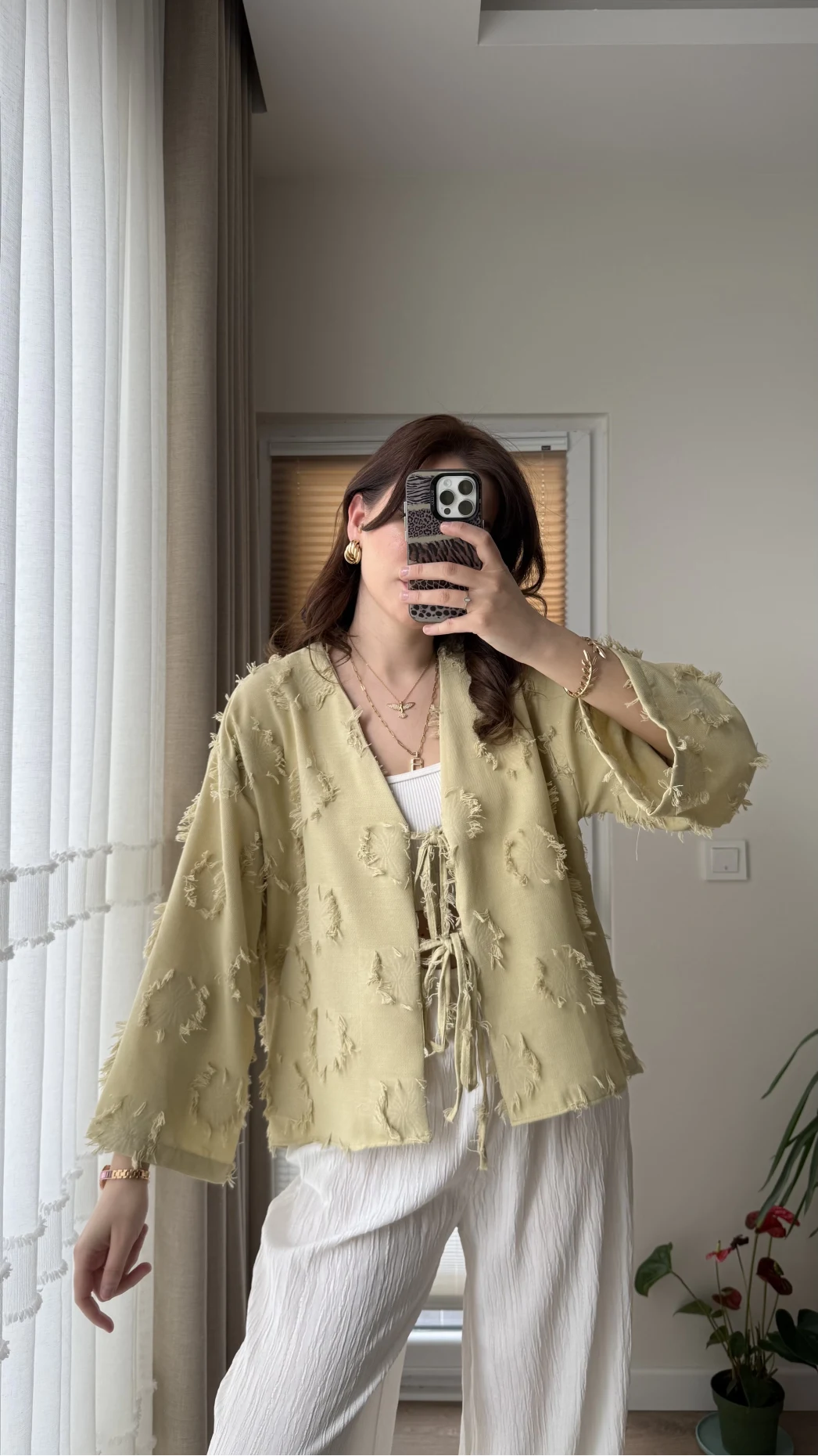 Püskül Detay Bağlamalı Gömlek Haki