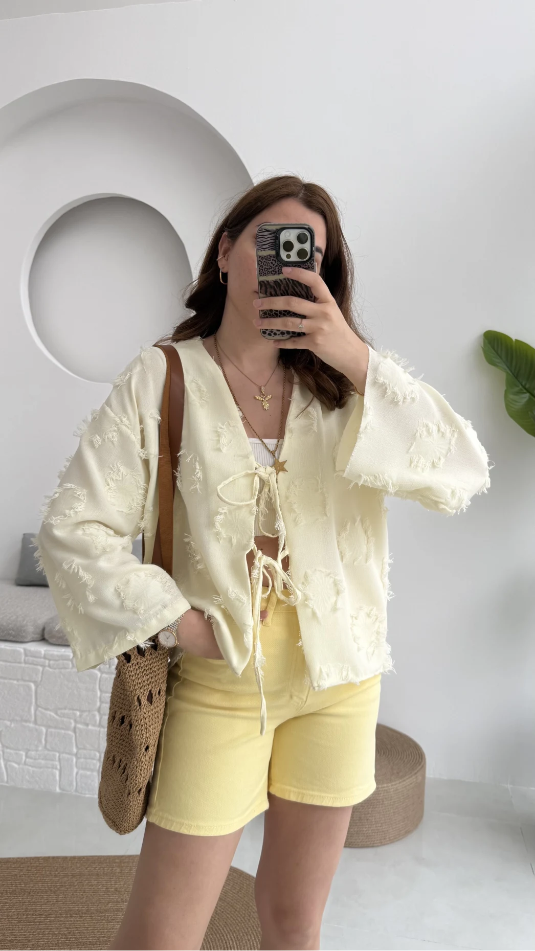 Püskül Detay Bağlamalı Gömlek Limon Sarısı