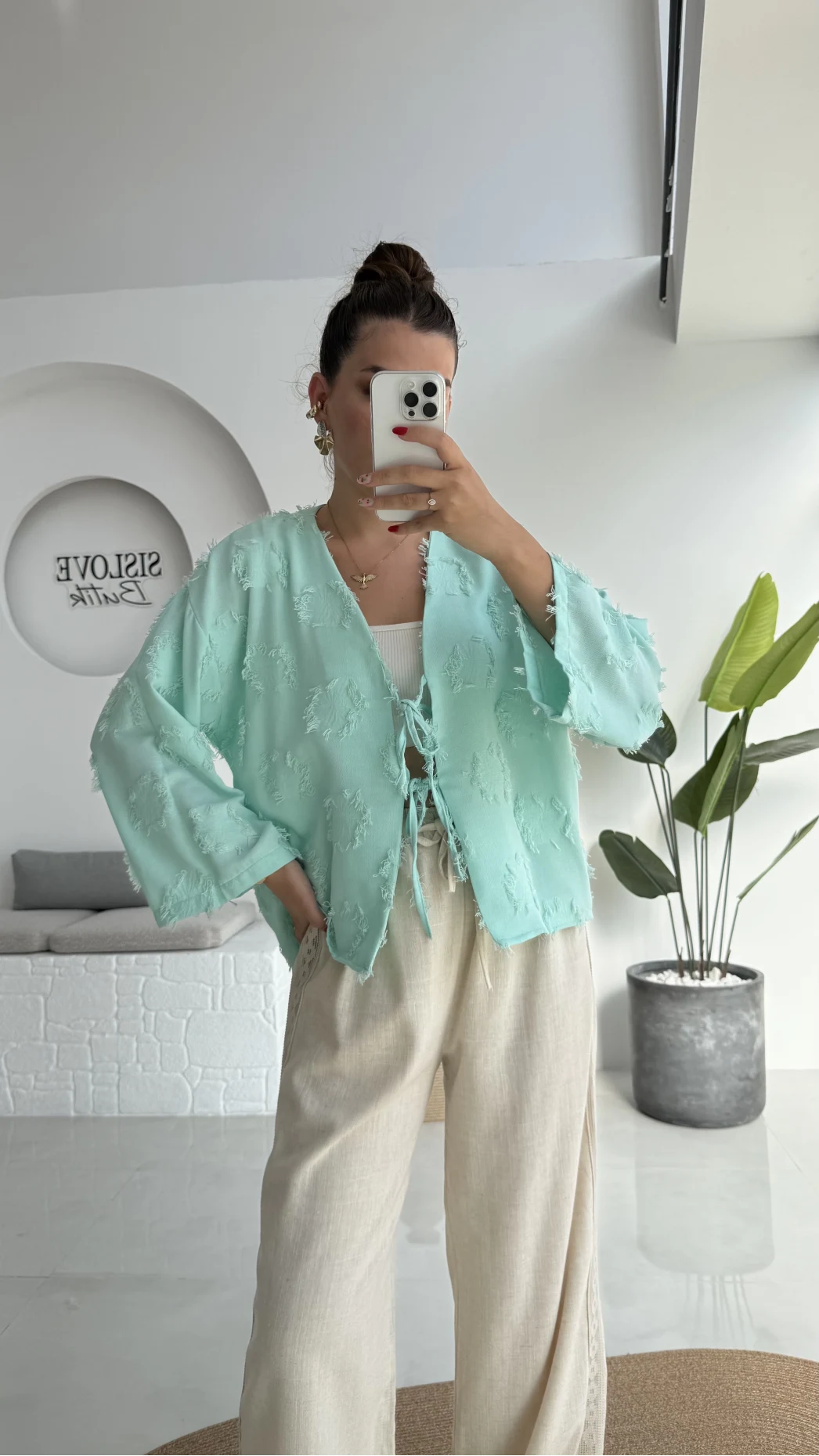 Püskül Detay Bağlamalı Gömlek - Mint