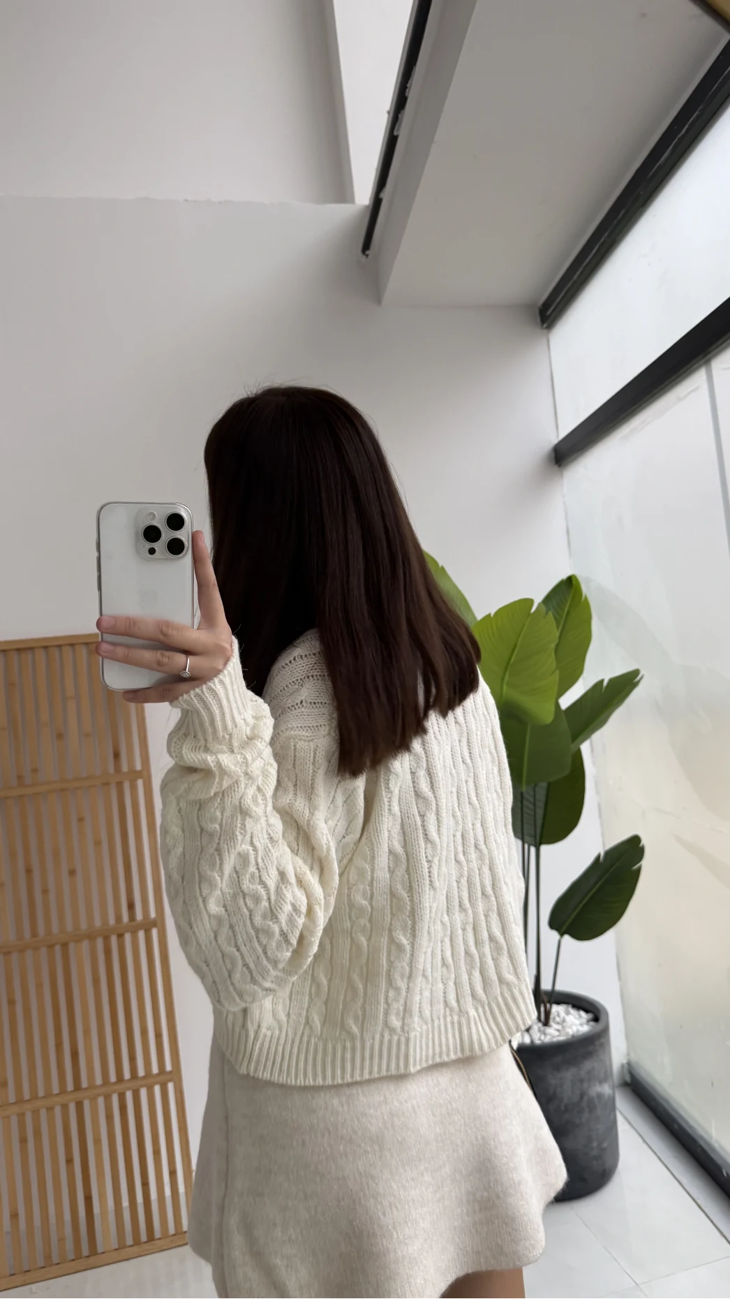 Rachel Gold Düğme Detay Crop Hırka - Ekru