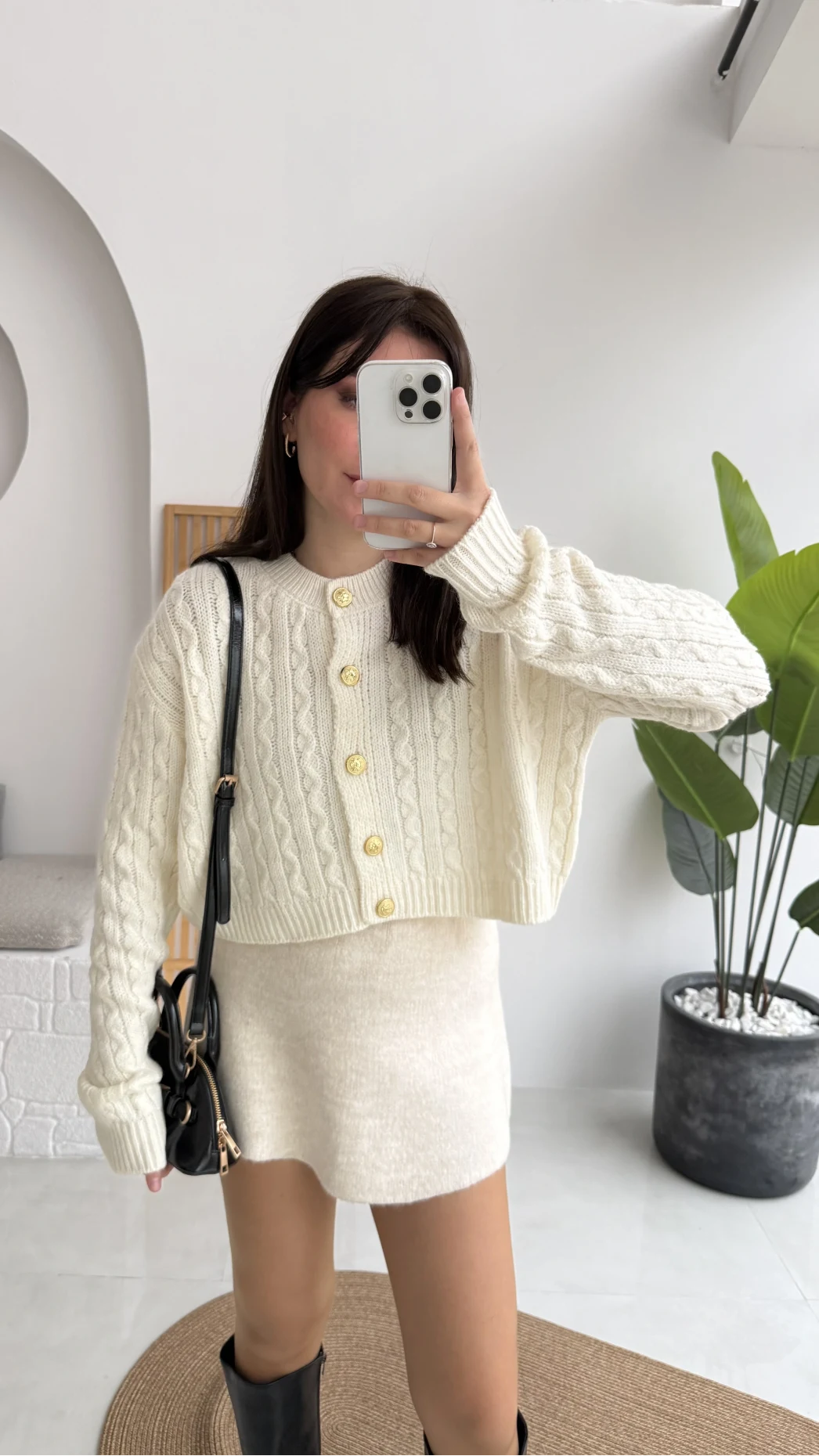 Rachel Gold Düğme Detay Crop Hırka - Ekru