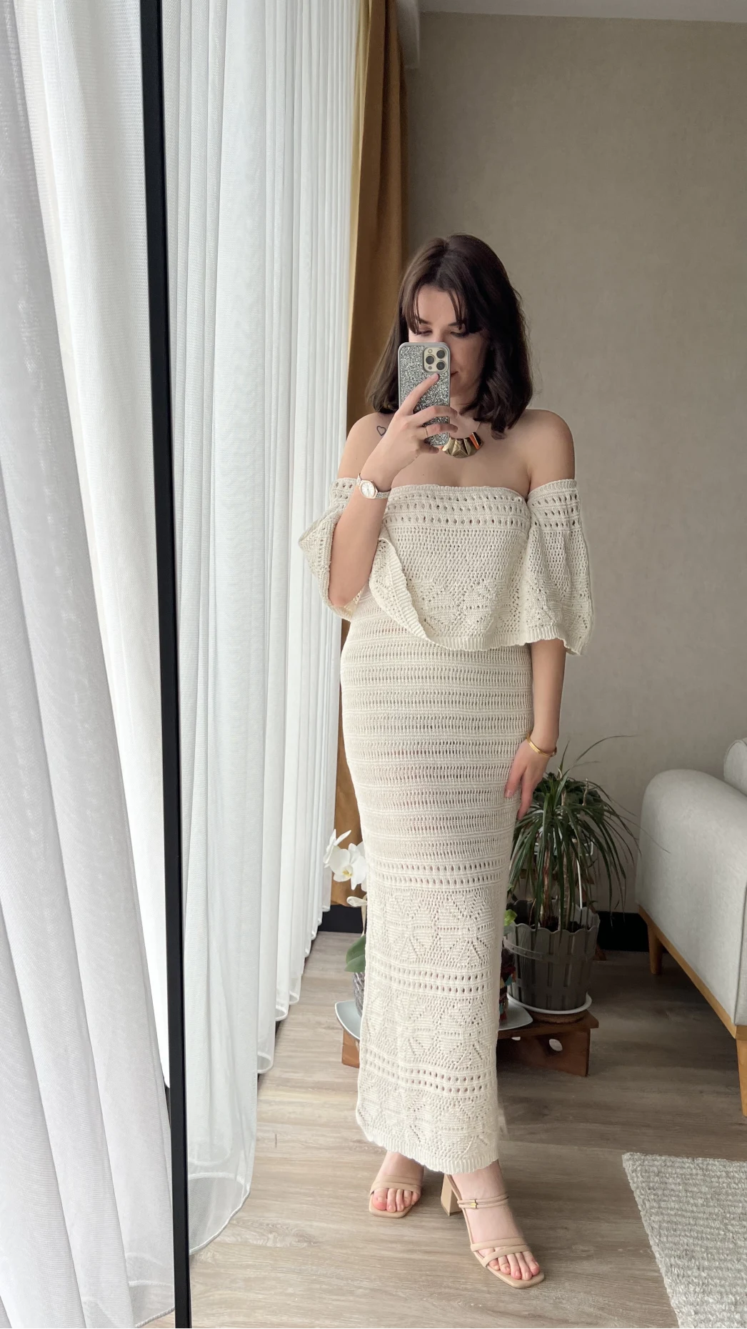 Sahil Elbise Krem Triko