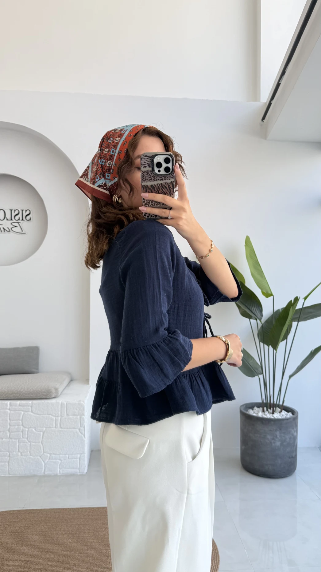 1013 - Seren Katlı Bağlamalı Bluz - Lacivert