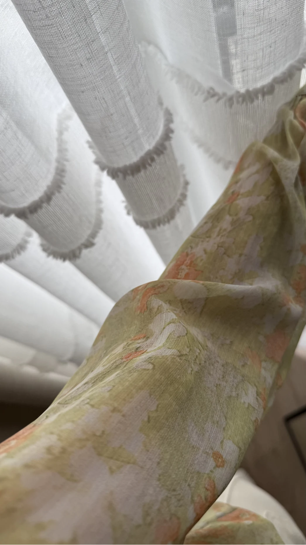 Şifon Yeşil Fular Detay Bluz