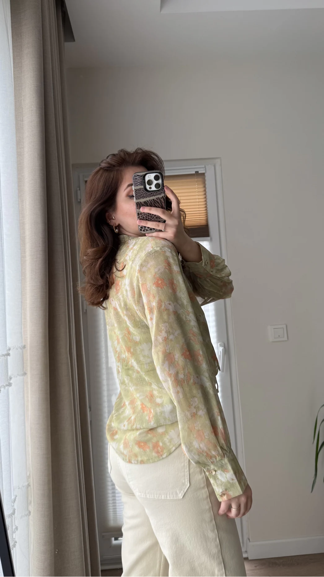 Şifon Yeşil Fular Detay Bluz