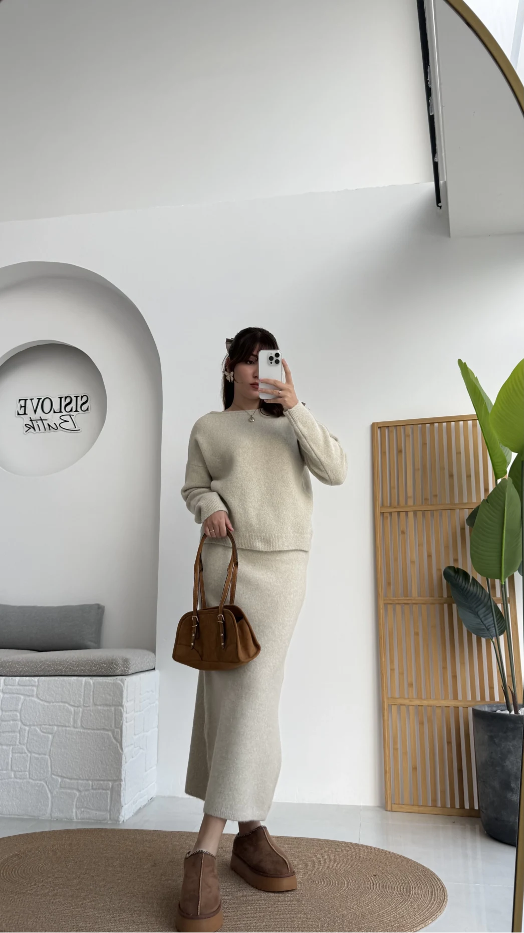 Sırtı Açık Etekli Takım - Taş - Kod: 9005