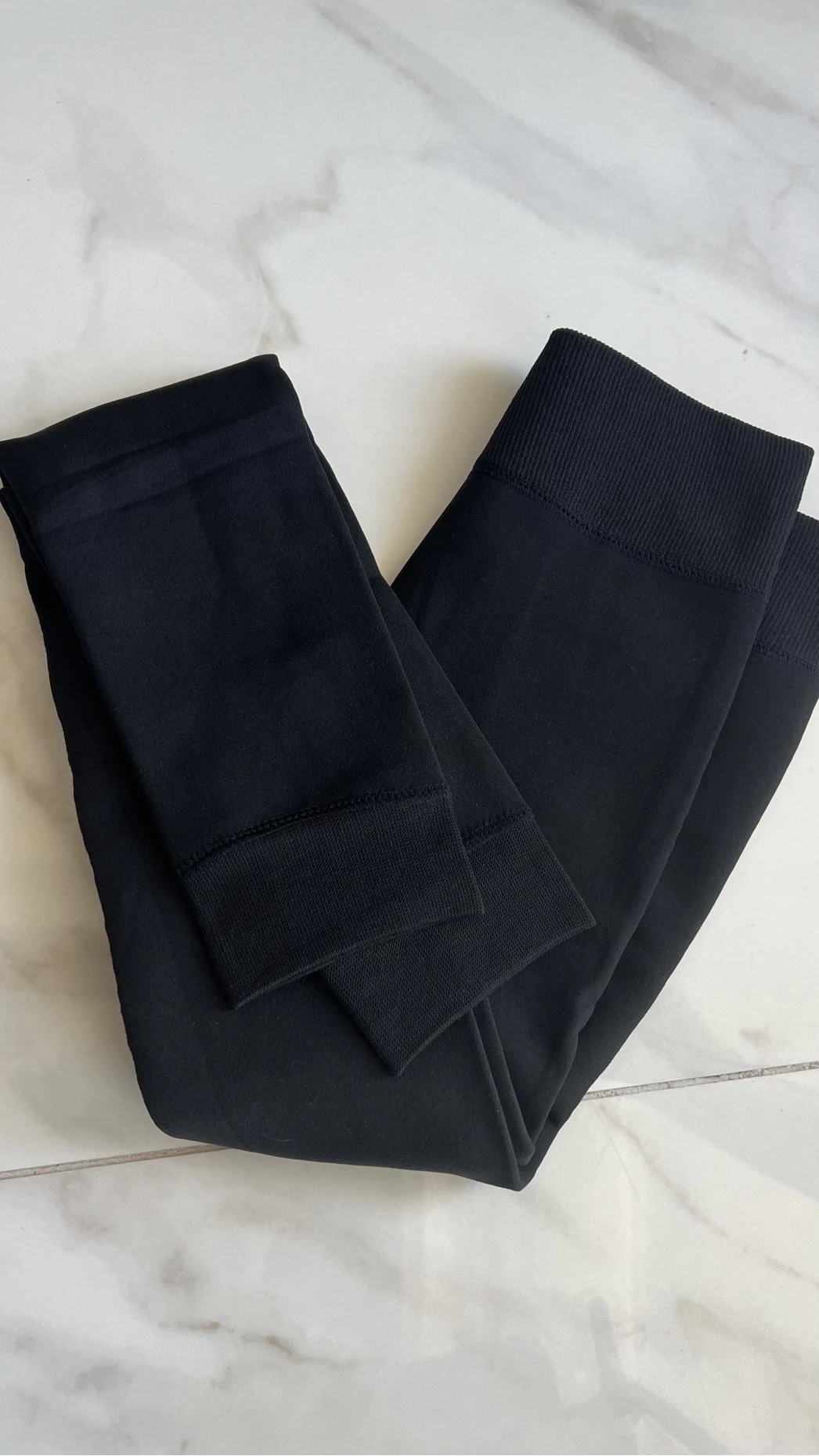 Siyah Termal Çorap Tayt