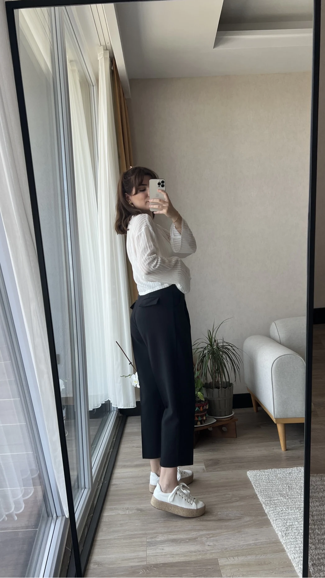 Siyah Kemerli Pantolon