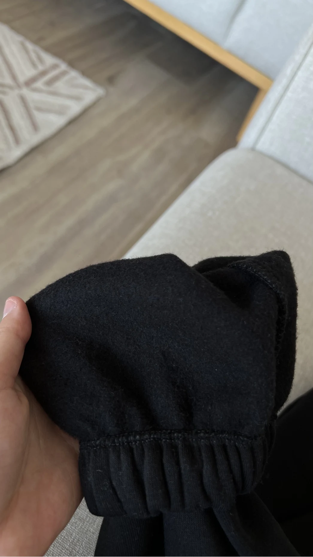 iV Siyah Polarlı Kapüşonlu Eşofman Takımı