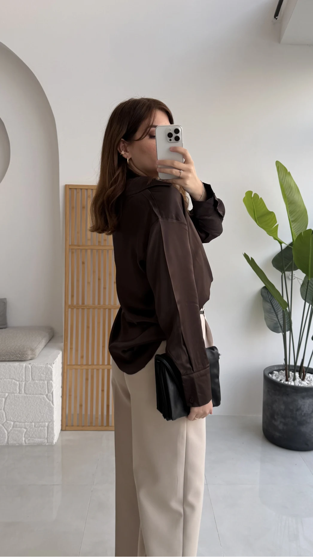 Sofia Dökümlü Saten Gömlek - Acı Kahve