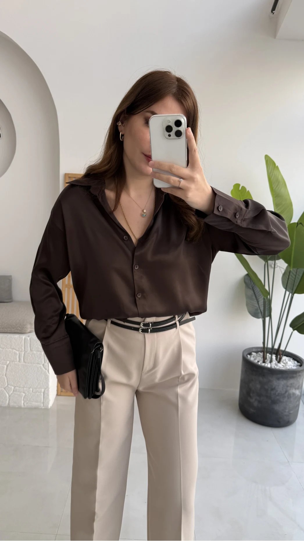 Sofia Dökümlü Saten Gömlek - Acı Kahve