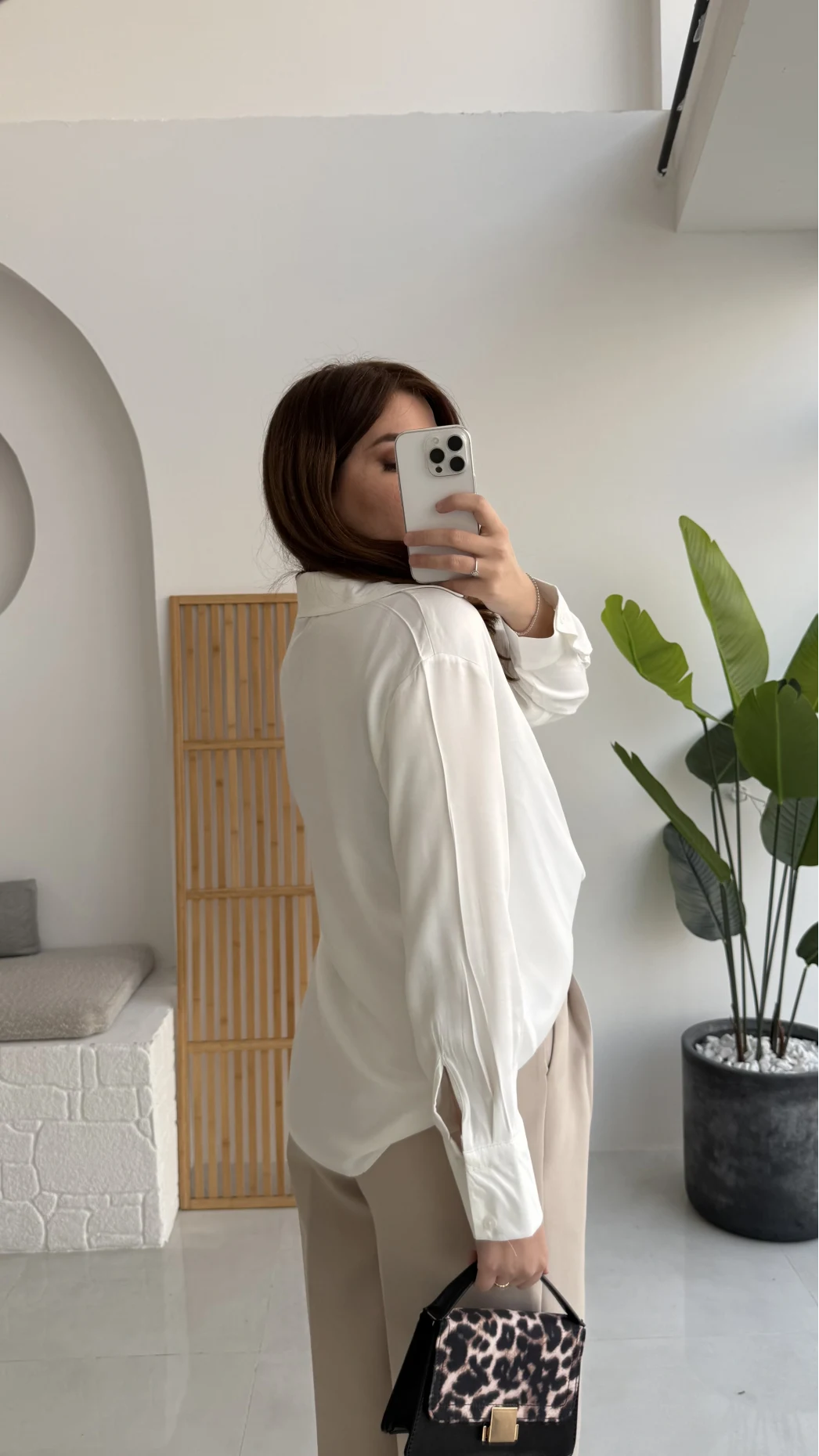 Sofia Dökümlü Saten Gömlek - Beyaz