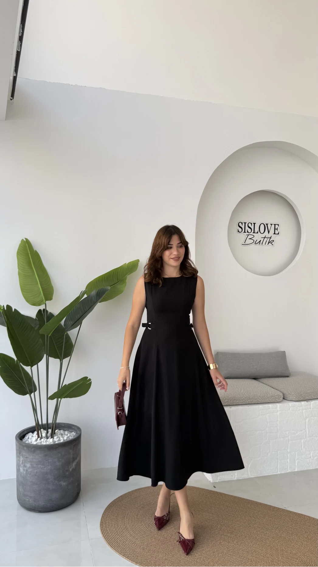 Sophia Parçalı Kemer Detaylı Elbise - Siyah - Kod: 2313