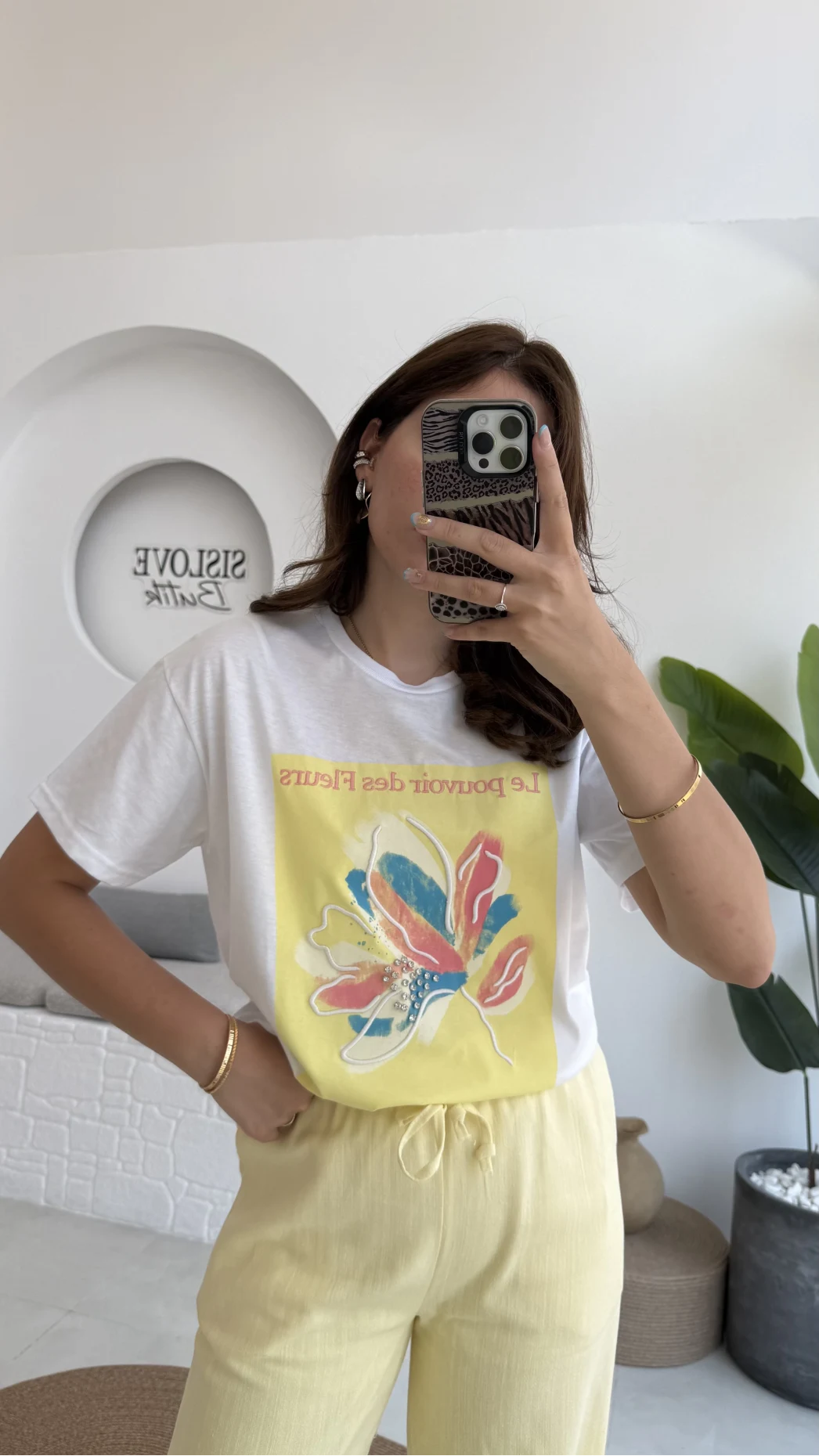 Taş İşlemeli Çiçekli T-shirt - Sarı