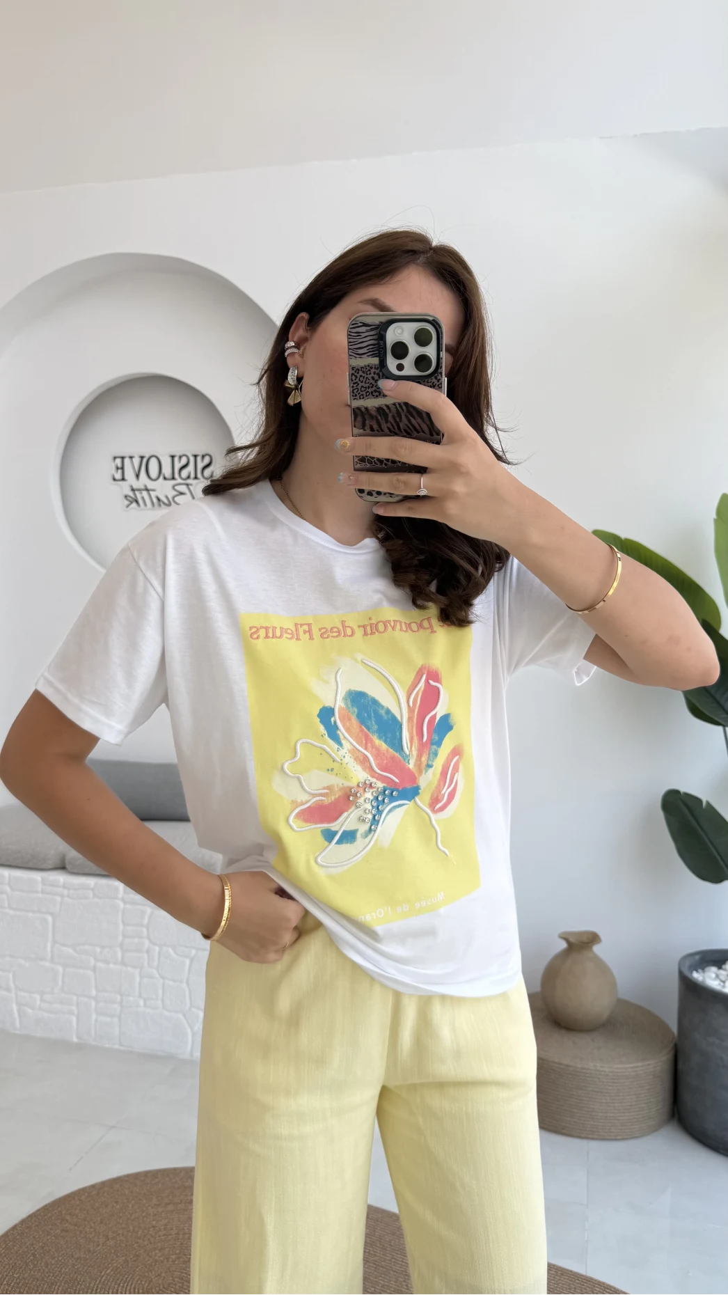 Taş İşlemeli Çiçekli T-shirt - Sarı