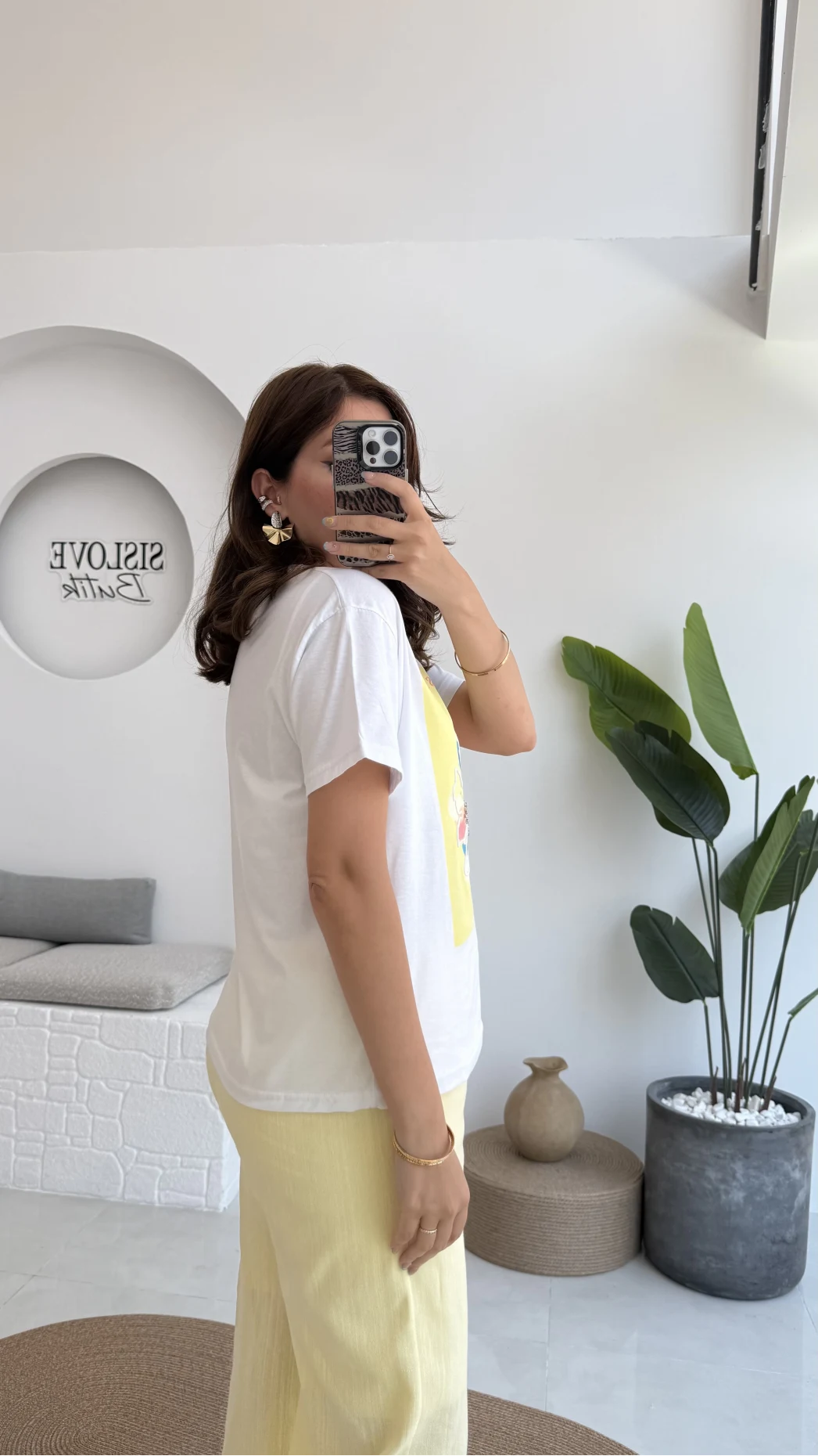 Taş İşlemeli Çiçekli T-shirt - Sarı