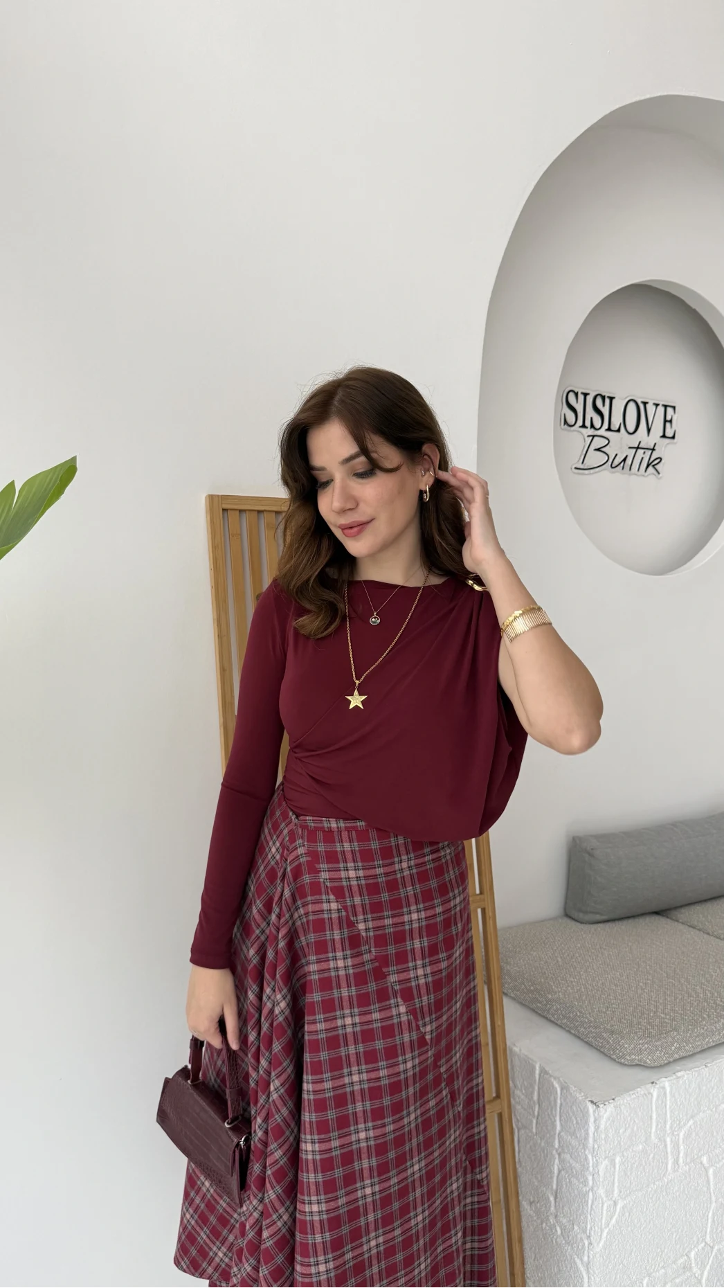 Tek Omuz Açık Aksesuar Detaylı Zıbın Bluz - Bordo