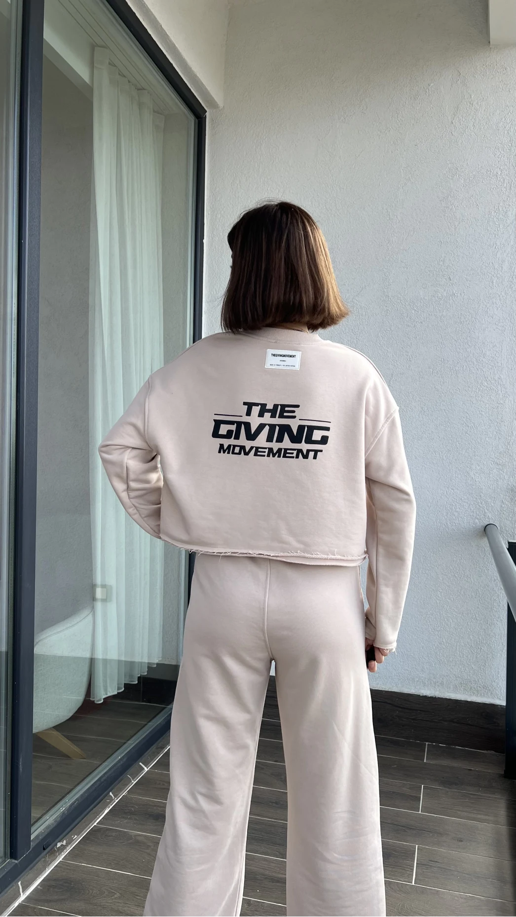 The Giving Krem Takım
