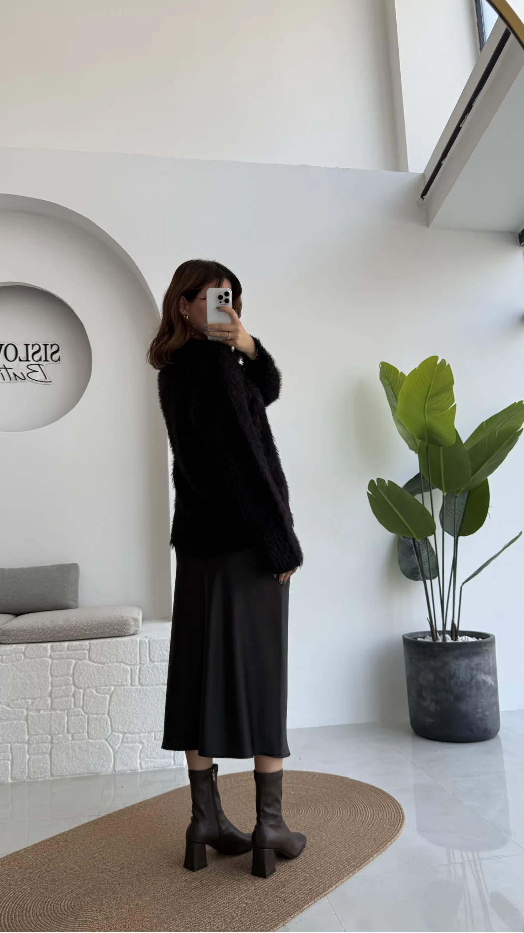 Tina Sakallı Yumoş Kazak - Siyah - Kod: 25503