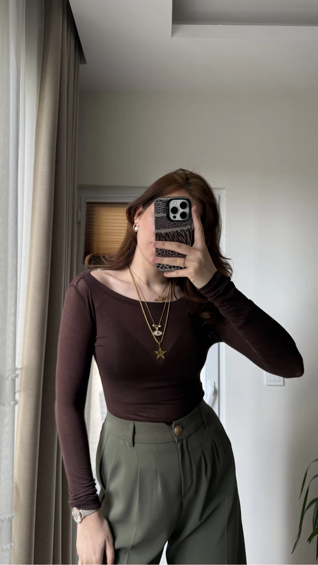 Transparan Acı Kahve Kayık Yaka Bluz