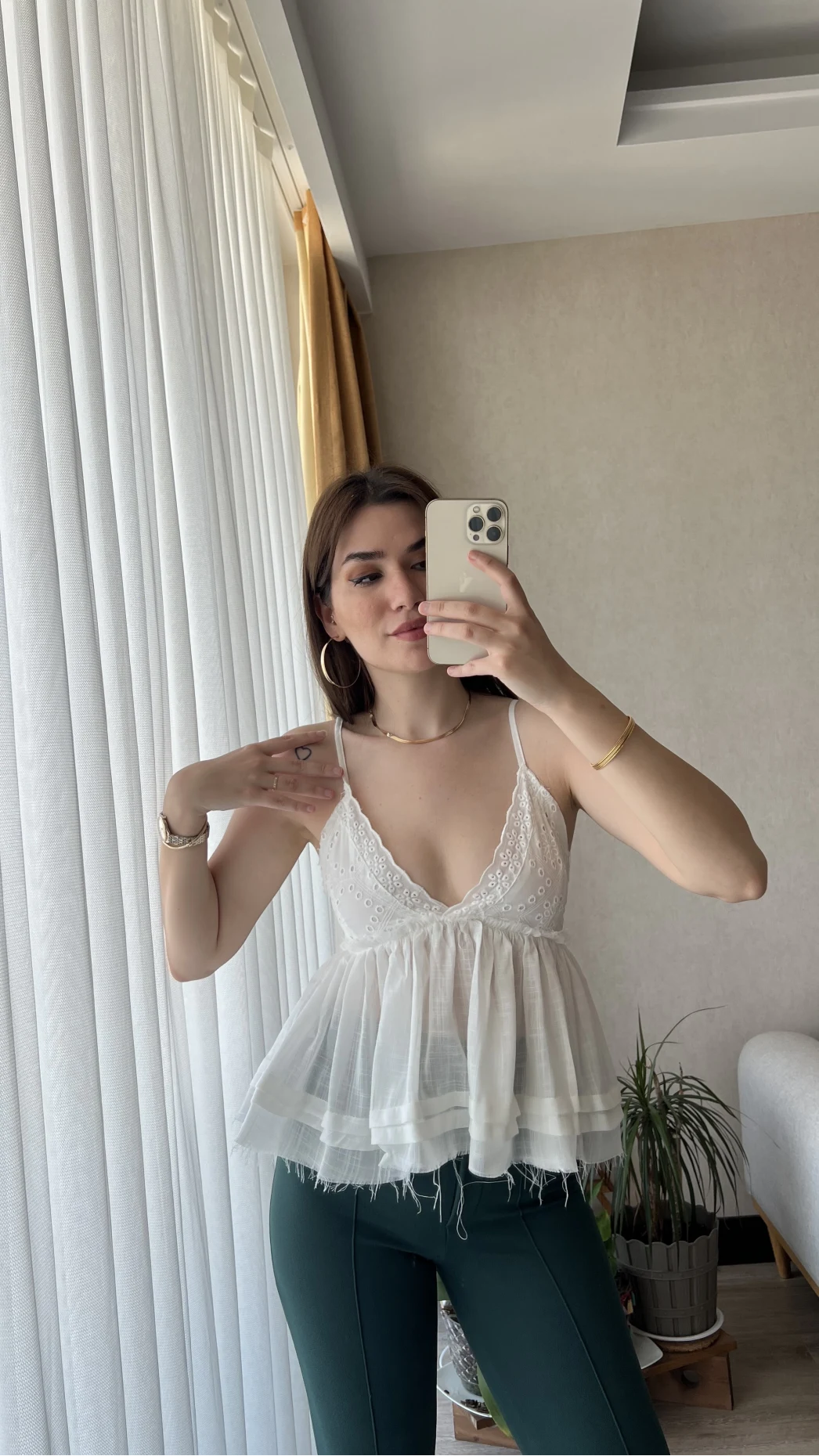 Tül Beyaz Askılı Bluz