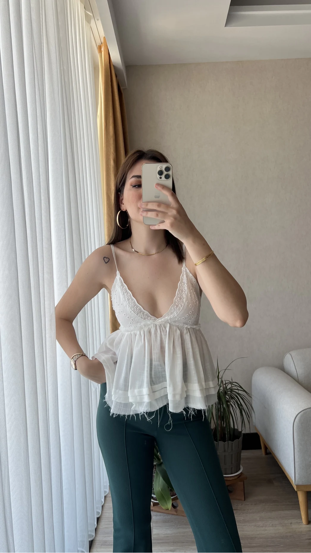 Tül Beyaz Askılı Bluz