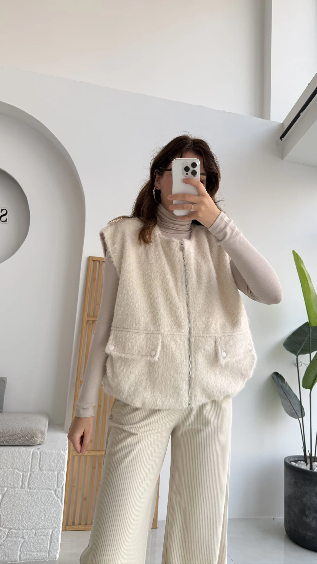 Veloura Kısa Tüylü Yelek - Taş - KOD:8016