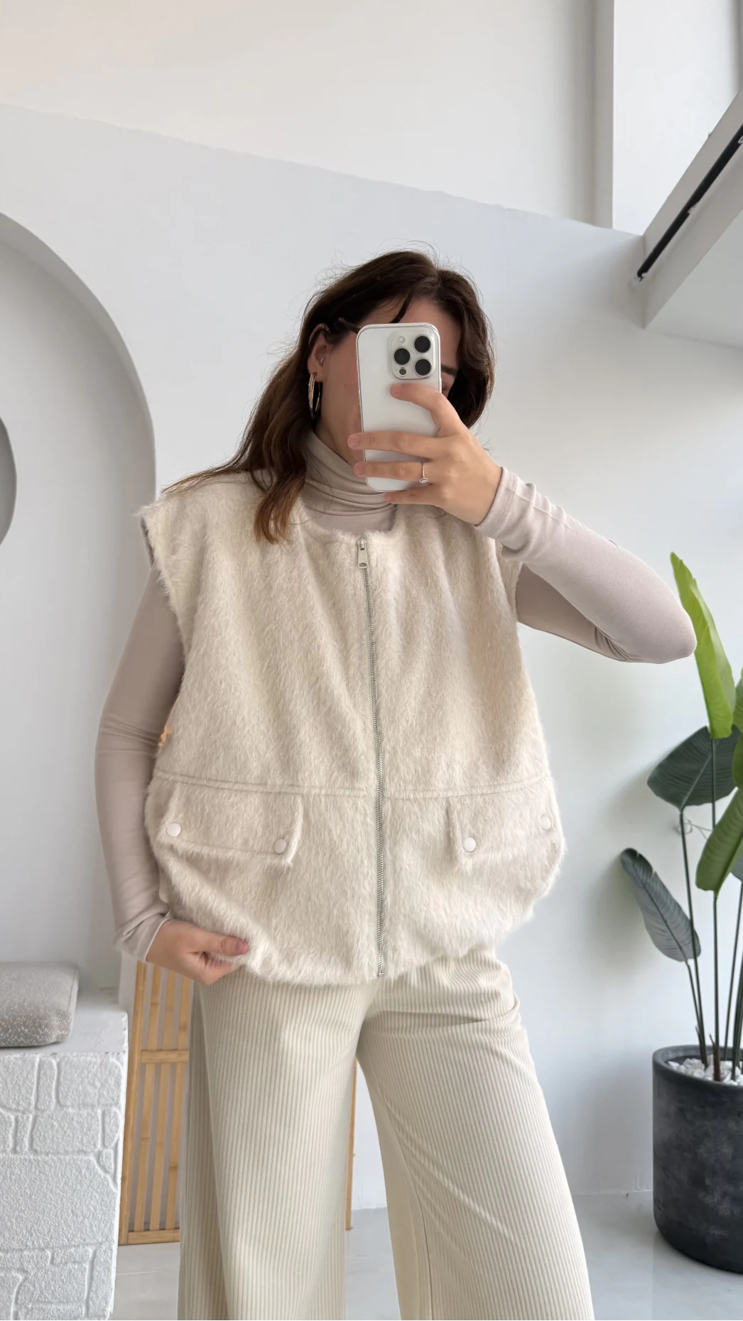 Veloura Kısa Tüylü Yelek - Taş - KOD:8016