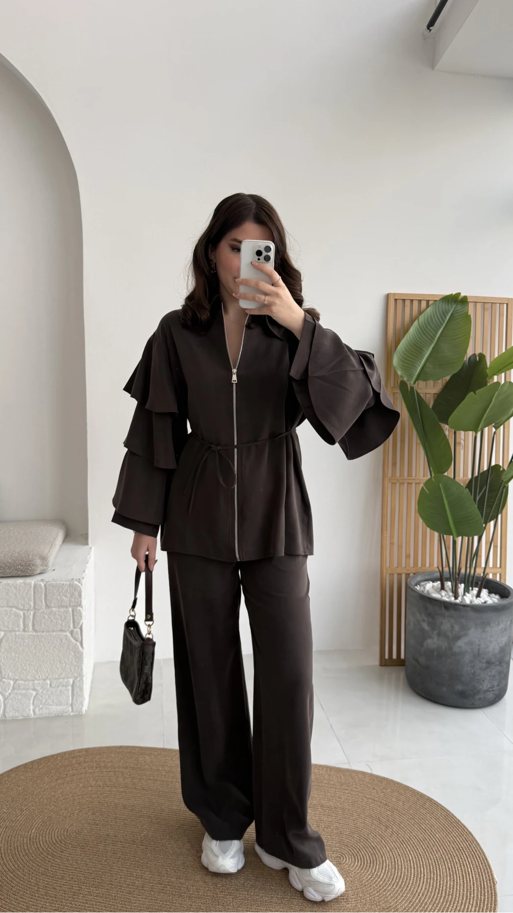 Volan Kol Detay Bağcıklı Bluz Takım - Kahverengi - Kod: 8880