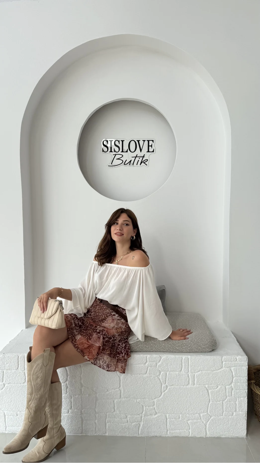 Yakası Lastikli Yarasa Kol Bluz - Beyaz - 4978