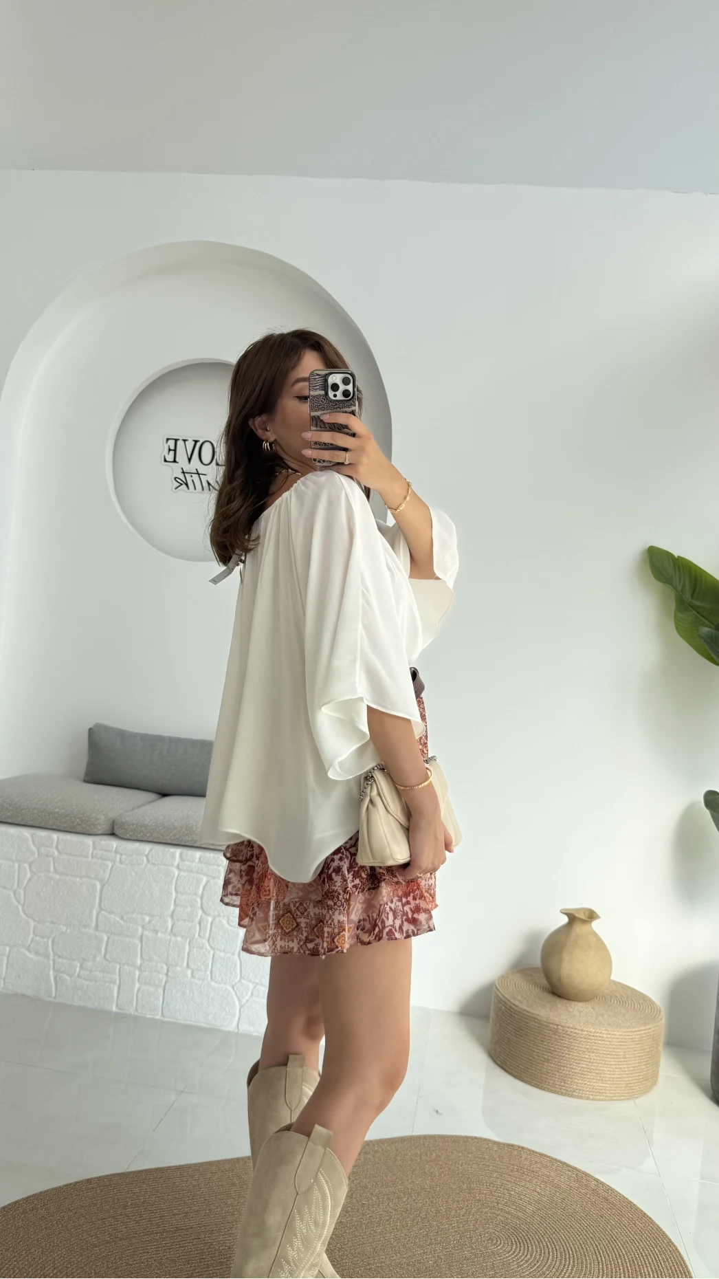 Yakası Lastikli Yarasa Kol Bluz - Beyaz - 4978