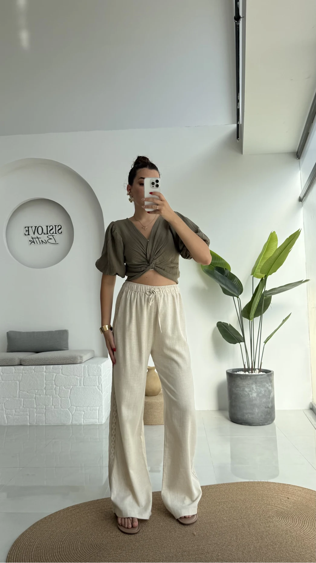 Yanı Dantel Şeritli Taş Keten Palazzo Pantolon