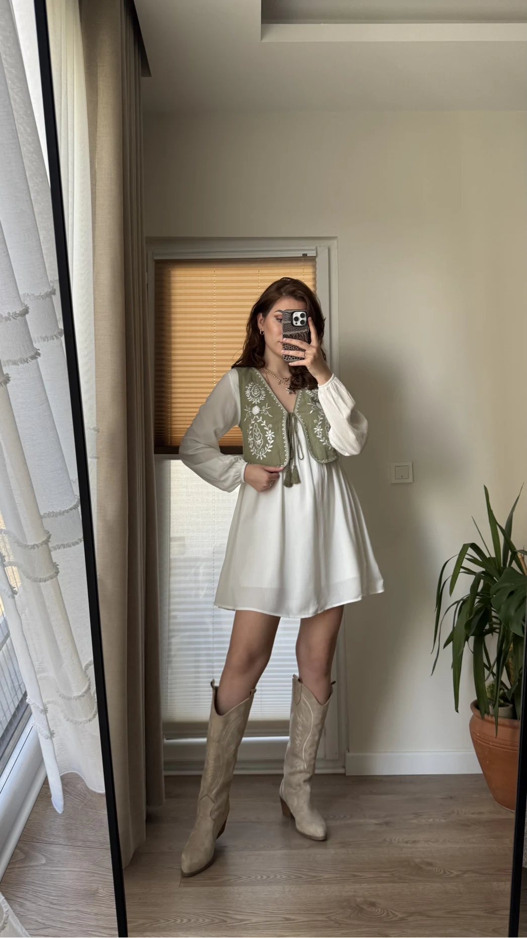 Yelekli Elbise Beyaz - Haki