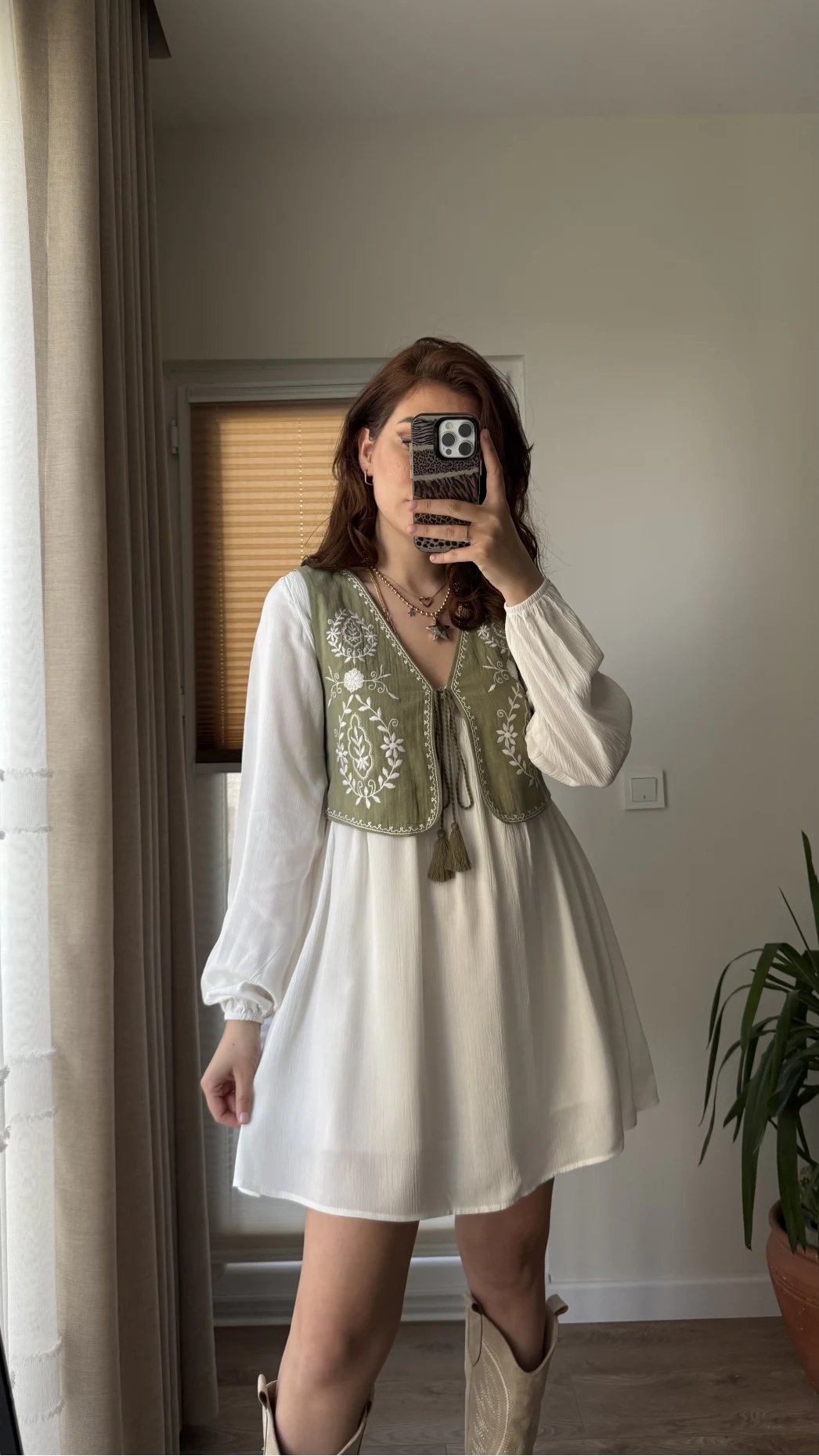 Yelekli Elbise Beyaz - Haki