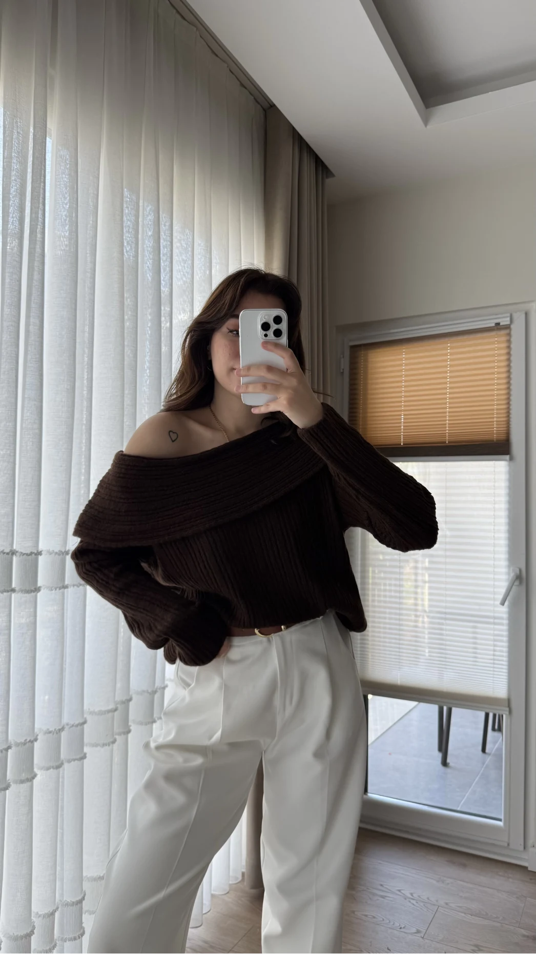 Yves Kayık Yaka Kazak Acı Kahve