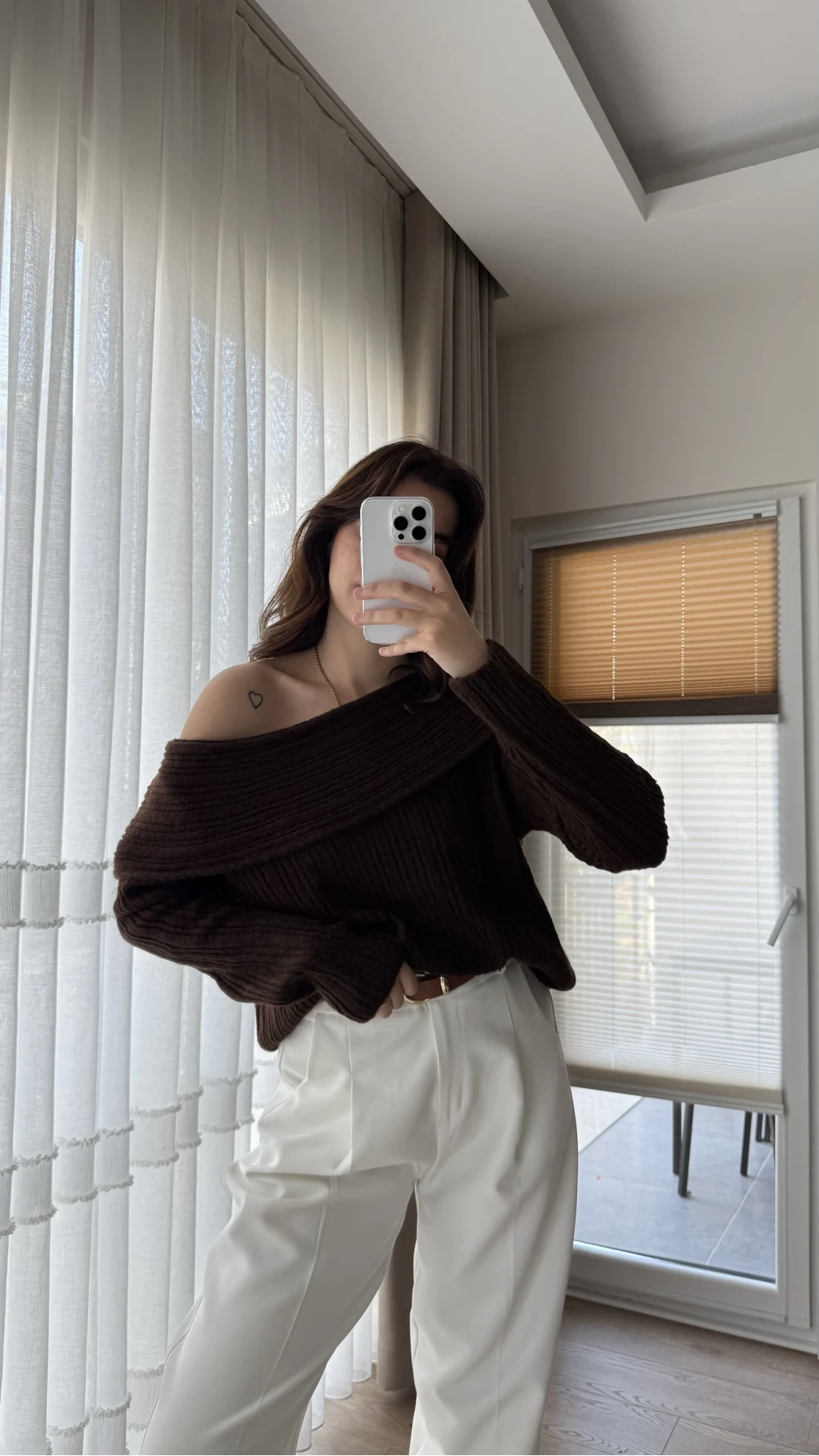 Yves Kayık Yaka Kazak Acı Kahve