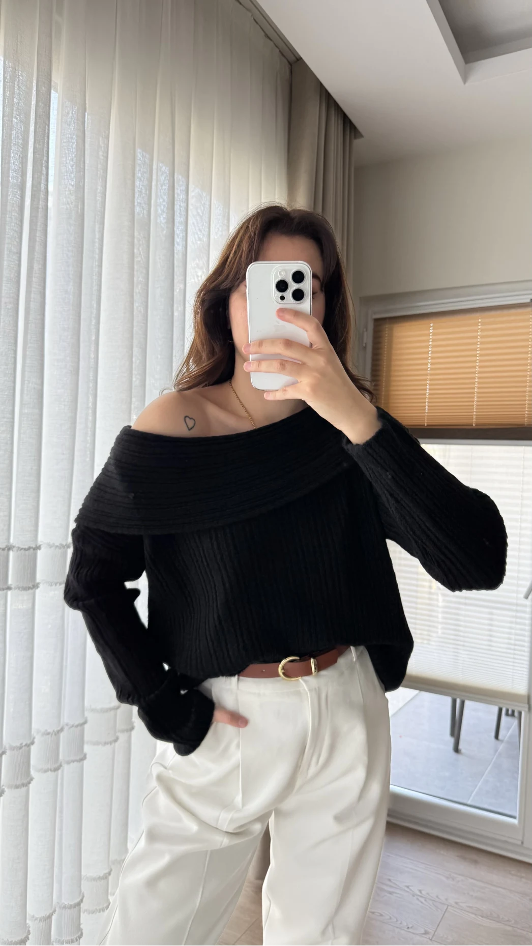 Yves Kayık Yaka Kazak Siyah