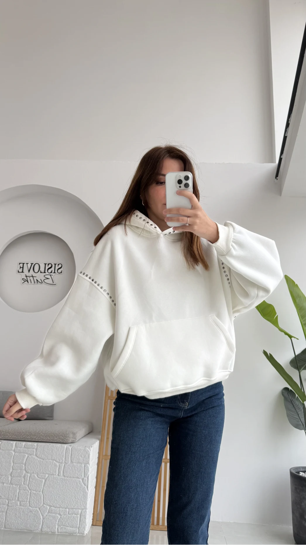 Zımba Detaylı Kapüşonlu Sweatshirt - Beyaz