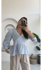 1034 - Freesia Dantel Detay Müslin Bluz - Bebe Mavisi