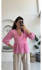 1034 - Freesia Dantel Detay Müslin Bluz - Şeker Pembesi